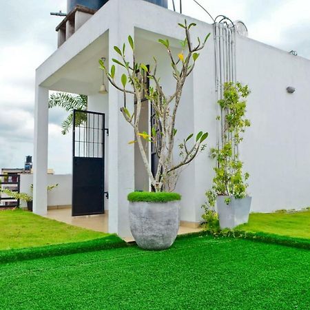 Furnished Apartment At Colombo Suburbs Nawala Rajagiriya Buitenkant foto