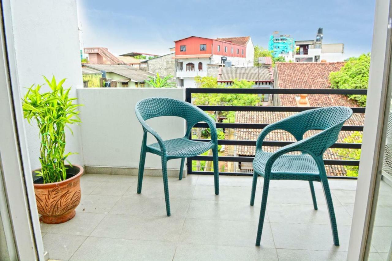 Furnished Apartment At Colombo Suburbs Nawala Rajagiriya Buitenkant foto