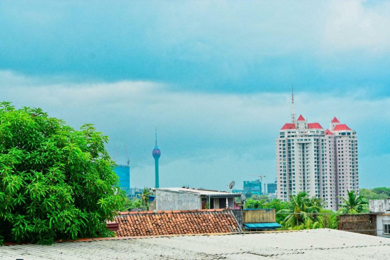 Furnished Apartment At Colombo Suburbs Nawala Rajagiriya Buitenkant foto
